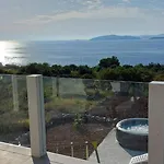 Drvenik Holiday home *